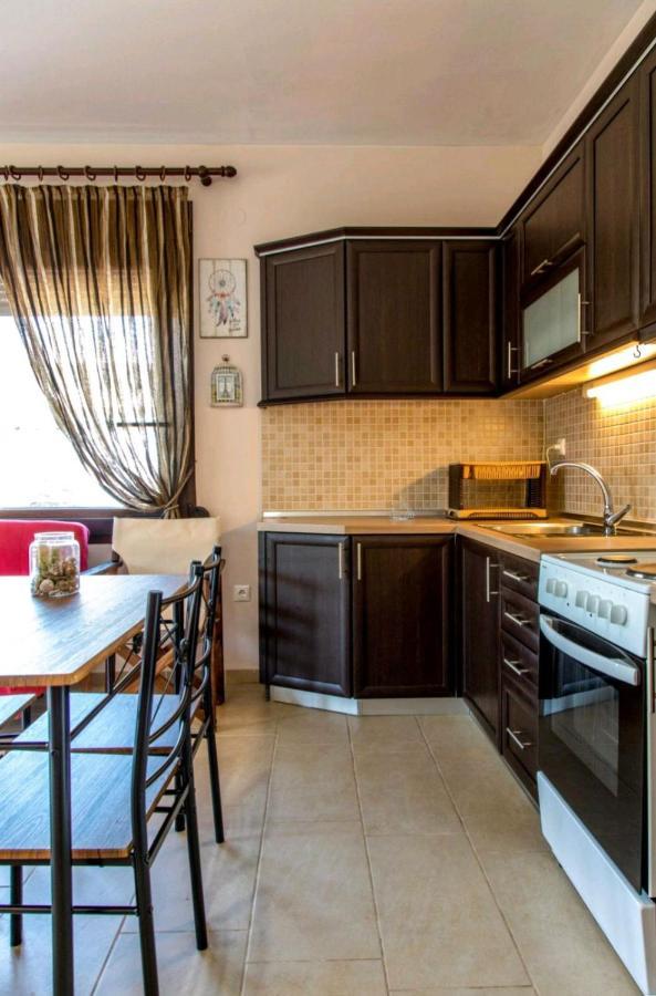 Canal Luxury Apartments نيا بوتيدايا المظهر الخارجي الصورة